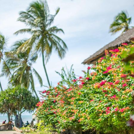Beachfront Villa Ladha Ya Zanzibar ジャンビアニ エクステリア 写真