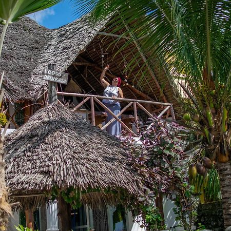 Beachfront Villa Ladha Ya Zanzibar ジャンビアニ エクステリア 写真