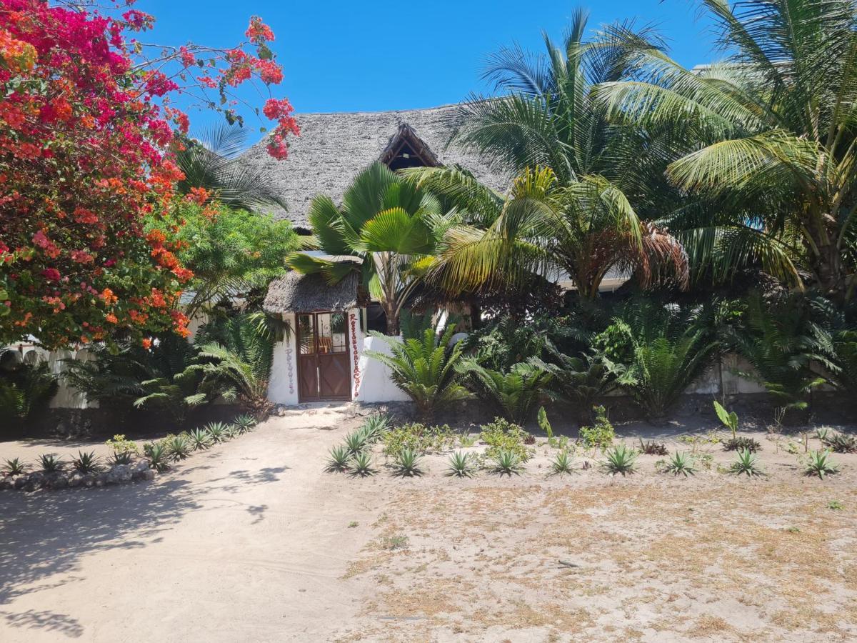 Beachfront Villa Ladha Ya Zanzibar ジャンビアニ エクステリア 写真